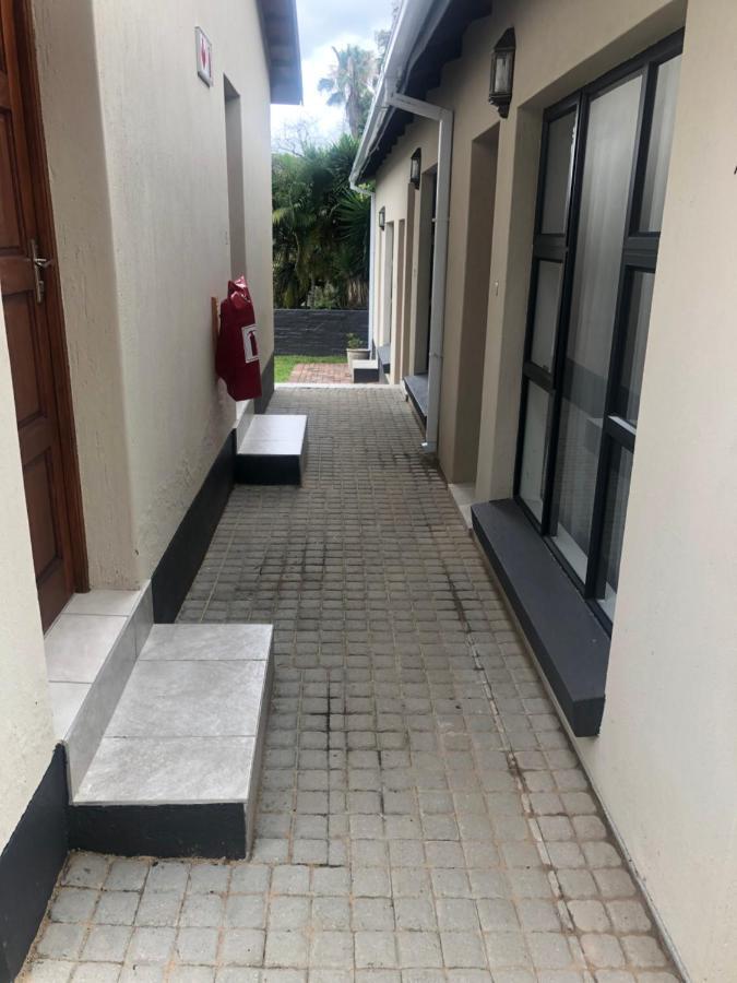 Spring Acres Guesthouse Mbombela Buitenkant foto